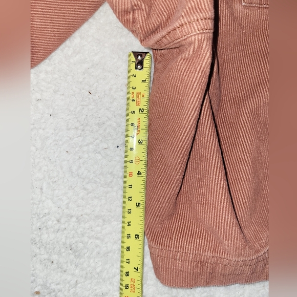 Eddie Bauer Men's Faultline Corduroy Shorts Size Medium Built In Belt Cocoa - Picture 3 of 8